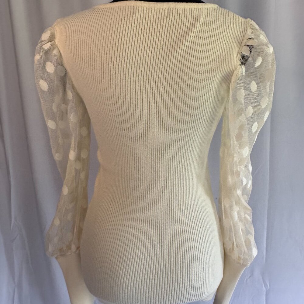 Ontwelfth Cream long sleeve Lace Long Sleeve Sweater Size Medium -354 - Picture 6 of 6